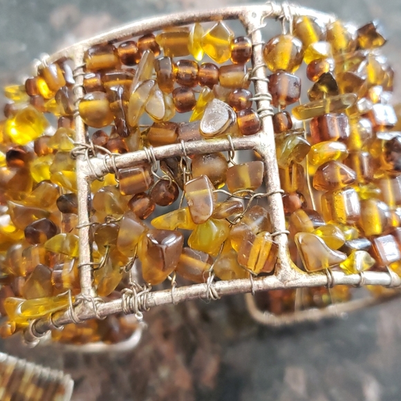 3bead and shell bracelets - Picture 3 of 4